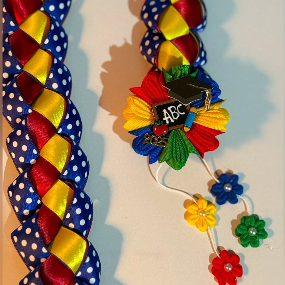 Custom Graduation Lei, Birthday Lei 
Money Lei Class of 2024 rose /gold - Picture 17 of 17